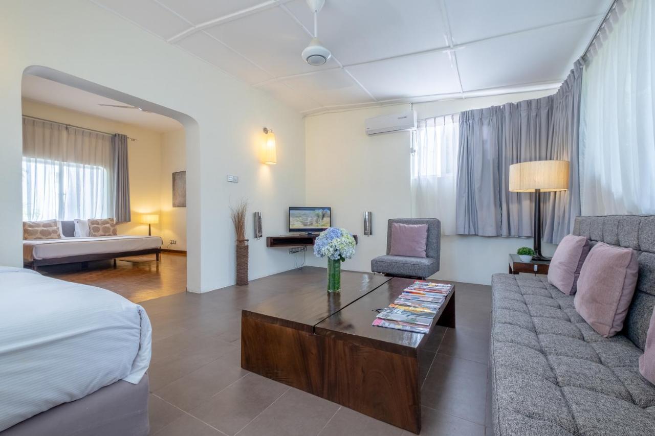 Colombo House By Ceilao Villas Экстерьер фото